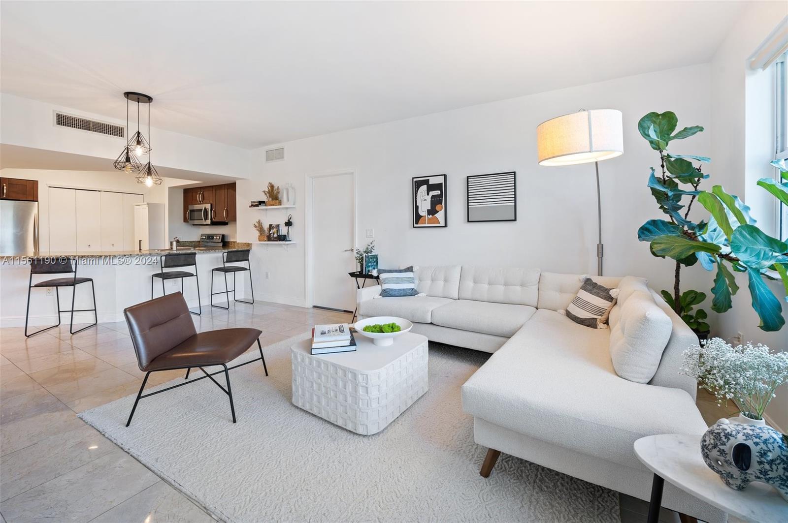 20000 E Country Club Dr 314, Aventura, Florida 33180, 2 Bedrooms Bedrooms, ,2 BathroomsBathrooms,Residential,For Sale,20000 E Country Club Dr 314,A11561190