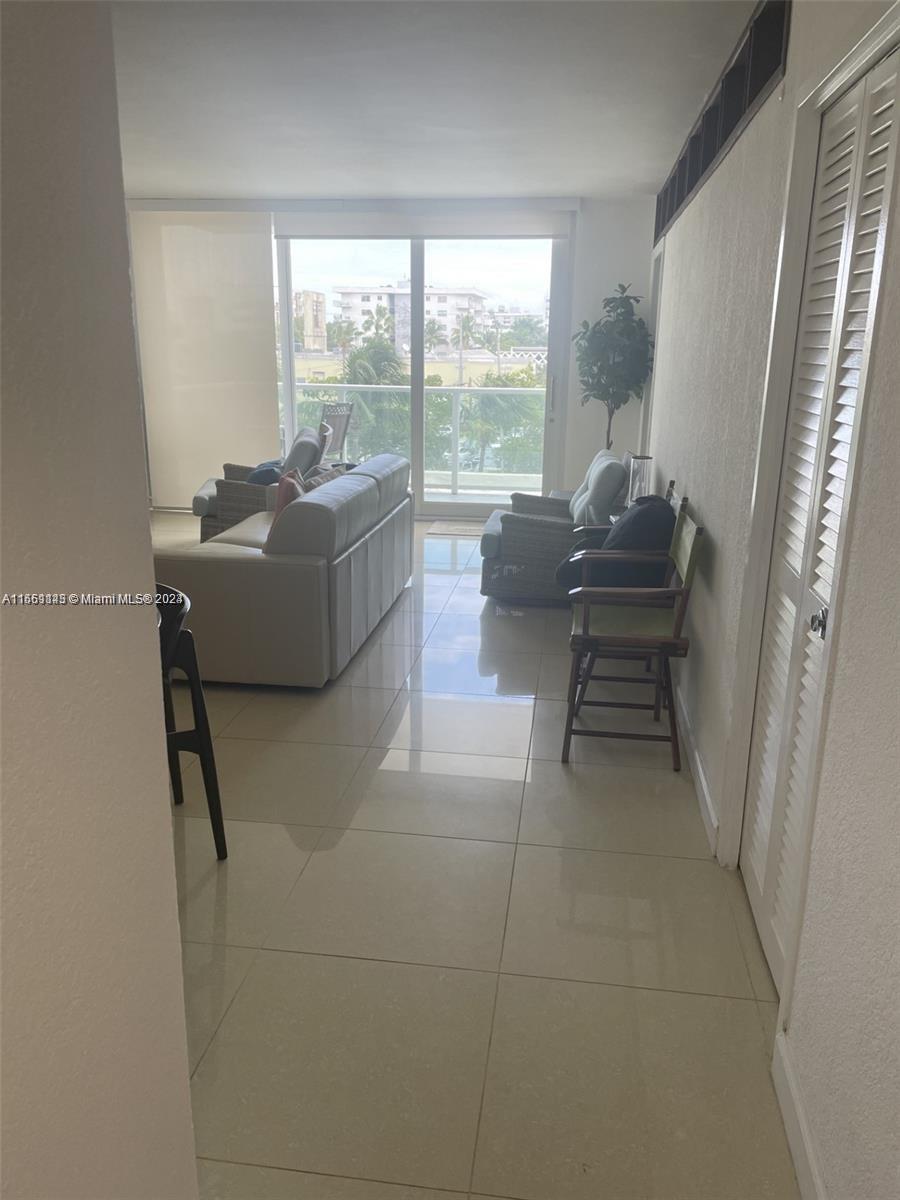 1000 West Ave 330, Miami Beach, Florida 33139, 1 Bedroom Bedrooms, ,1 BathroomBathrooms,Residential,For Sale,1000 West Ave 330,A11561143