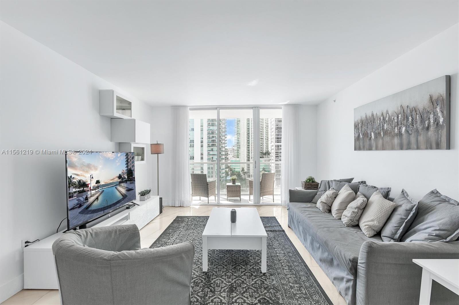 1155 Brickell Bay Dr 903, Miami, Florida 33131, 2 Bedrooms Bedrooms, ,2 BathroomsBathrooms,Residential,For Sale,1155 Brickell Bay Dr 903,A11561219