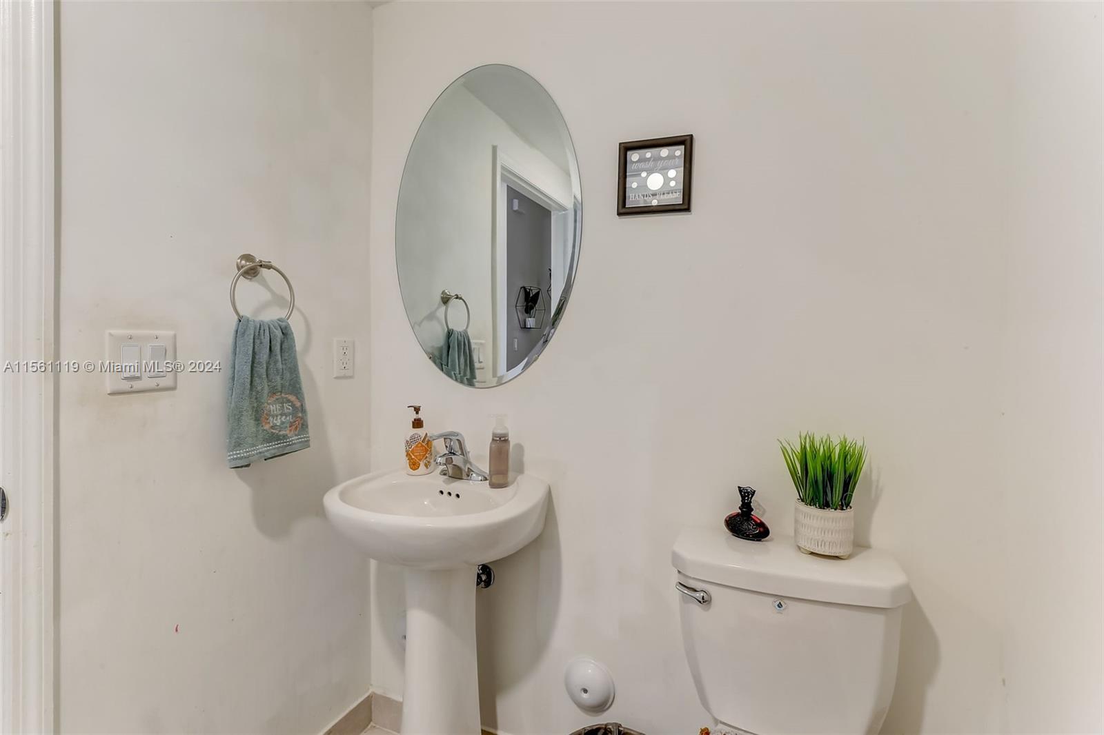 22934 SW 127th Pl 22934, Miami, Florida 33170, 3 Bedrooms Bedrooms, ,2 BathroomsBathrooms,Residential,For Sale,22934 SW 127th Pl 22934,A11561119