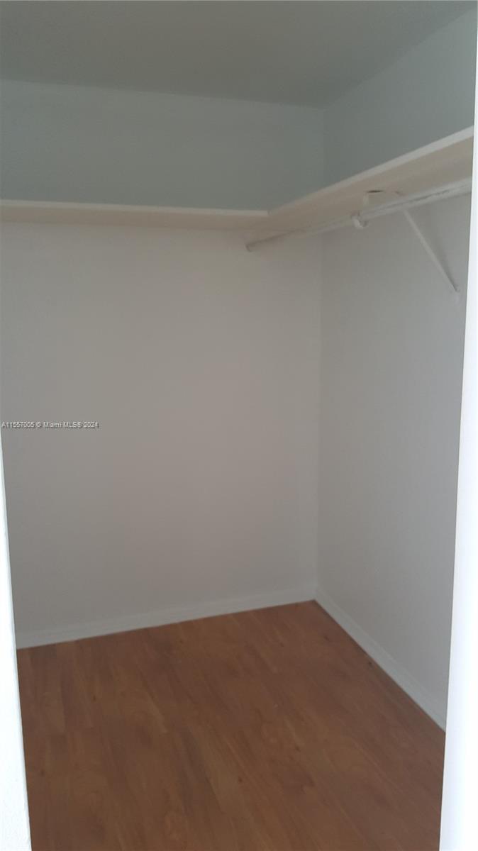 6770 Indian Creek Dr 5T, Miami Beach, Florida 33141, 1 Bedroom Bedrooms, ,1 BathroomBathrooms,Residential,For Sale,6770 Indian Creek Dr 5T,A11557005