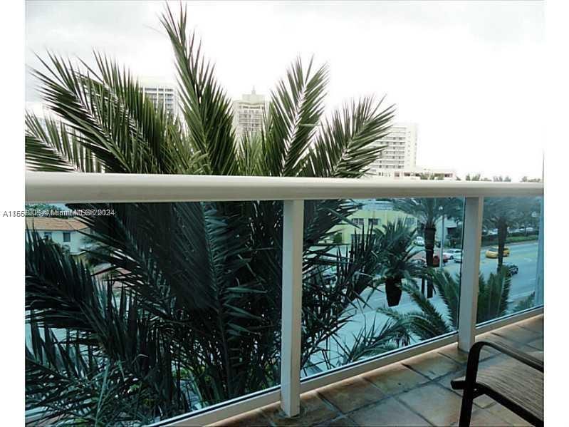 6770 Indian Creek Dr 5T, Miami Beach, Florida 33141, 1 Bedroom Bedrooms, ,1 BathroomBathrooms,Residential,For Sale,6770 Indian Creek Dr 5T,A11557005