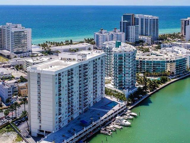 6770 Indian Creek Dr 5T, Miami Beach, Florida 33141, 1 Bedroom Bedrooms, ,1 BathroomBathrooms,Residential,For Sale,6770 Indian Creek Dr 5T,A11557005
