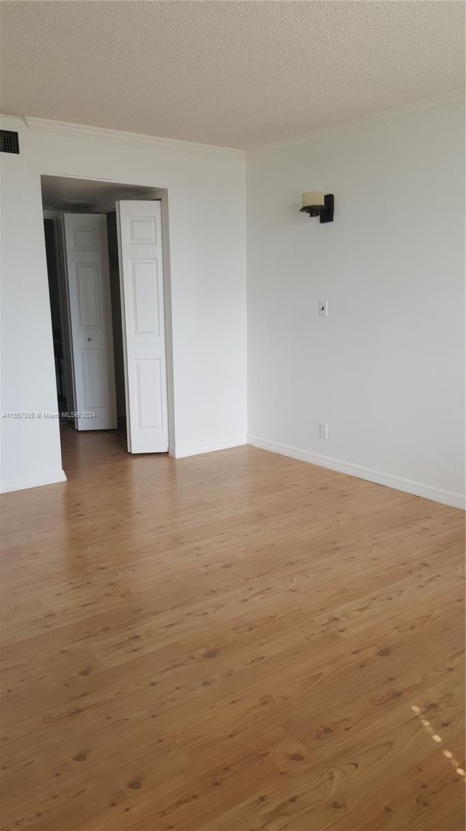 6770 Indian Creek Dr 5T, Miami Beach, Florida 33141, 1 Bedroom Bedrooms, ,1 BathroomBathrooms,Residential,For Sale,6770 Indian Creek Dr 5T,A11557005