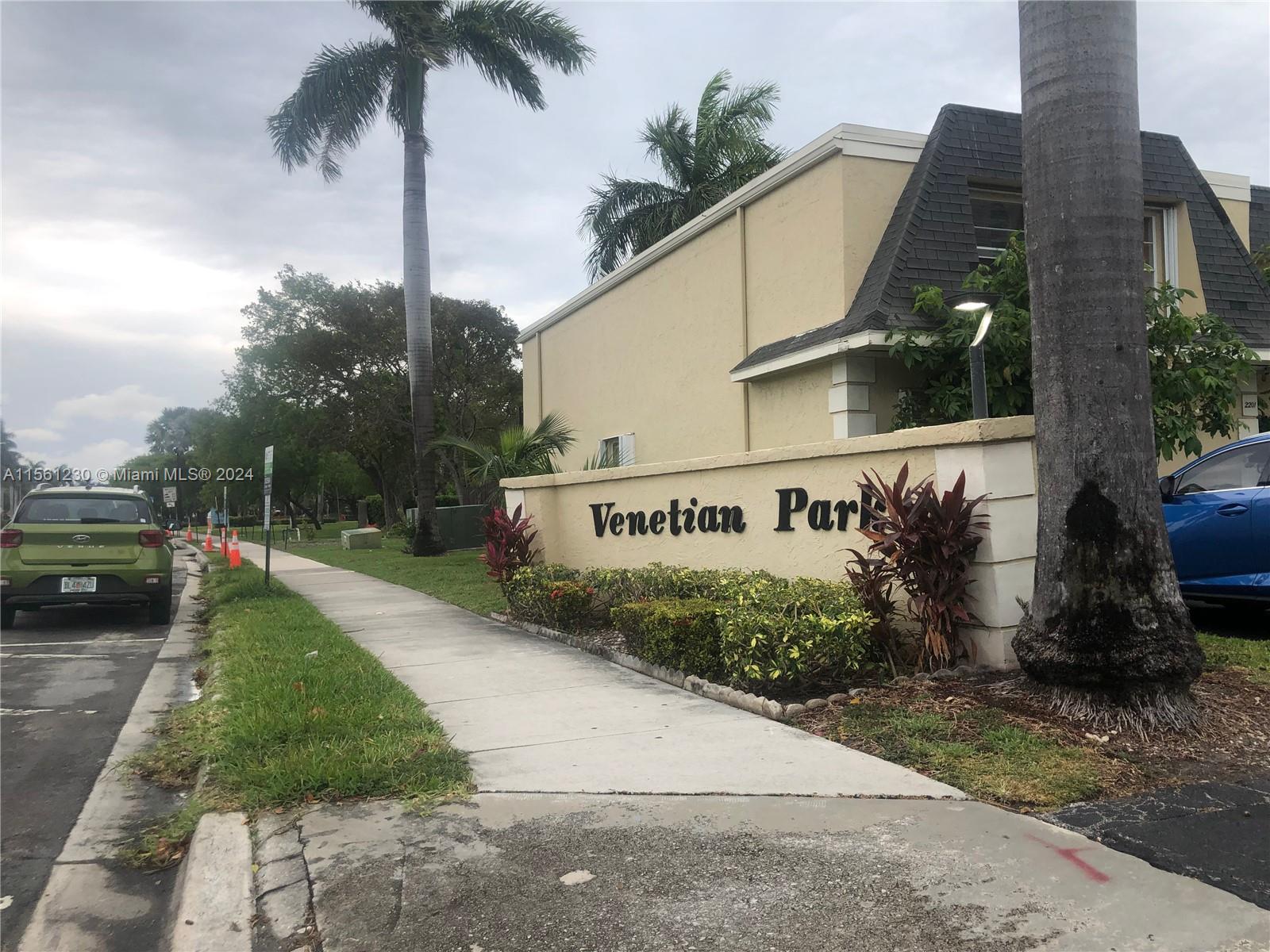 2318 NE 7th St 34, Hallandale Beach, Florida 33009, 2 Bedrooms Bedrooms, ,2 BathroomsBathrooms,Residential,For Sale,2318 NE 7th St 34,A11561230