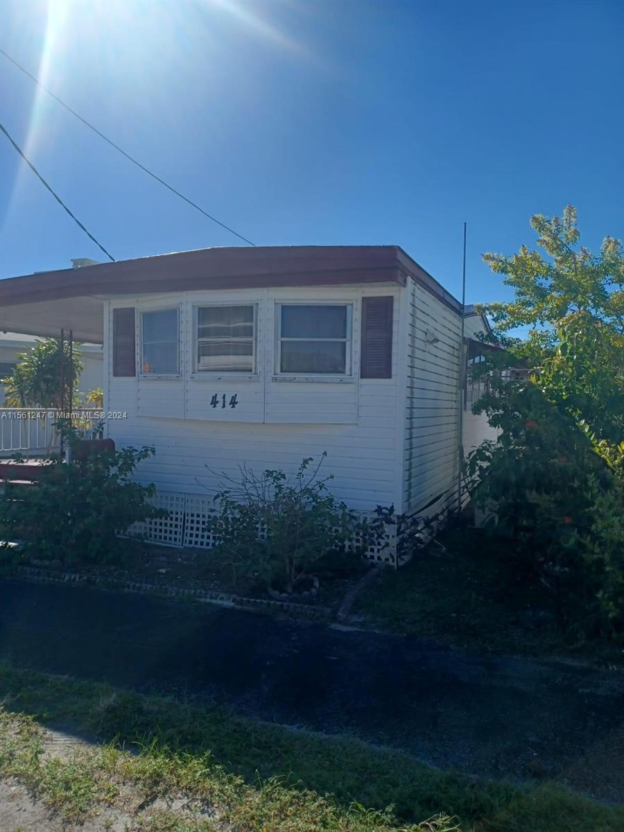 414 NE 5th St, Hallandale Beach, Florida 33009, 2 Bedrooms Bedrooms, ,1 BathroomBathrooms,Residential,For Sale,414 NE 5th St,A11561247