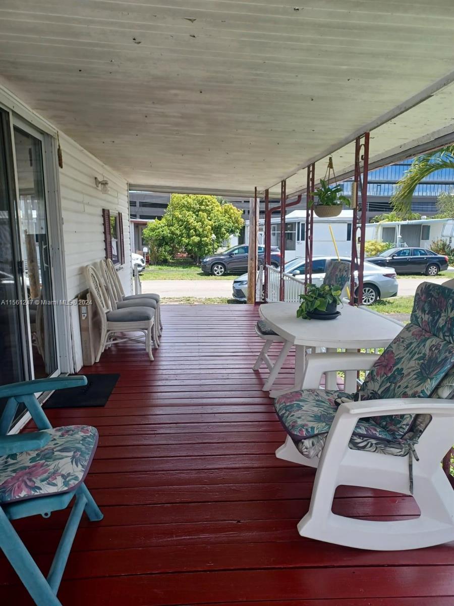 414 NE 5th St, Hallandale Beach, Florida 33009, 2 Bedrooms Bedrooms, ,1 BathroomBathrooms,Residential,For Sale,414 NE 5th St,A11561247