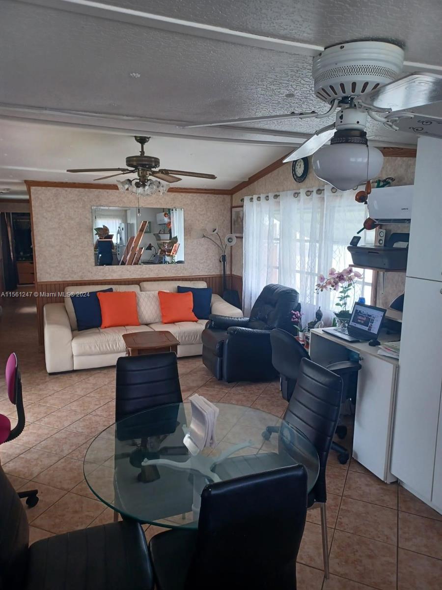 414 NE 5th St, Hallandale Beach, Florida 33009, 2 Bedrooms Bedrooms, ,1 BathroomBathrooms,Residential,For Sale,414 NE 5th St,A11561247