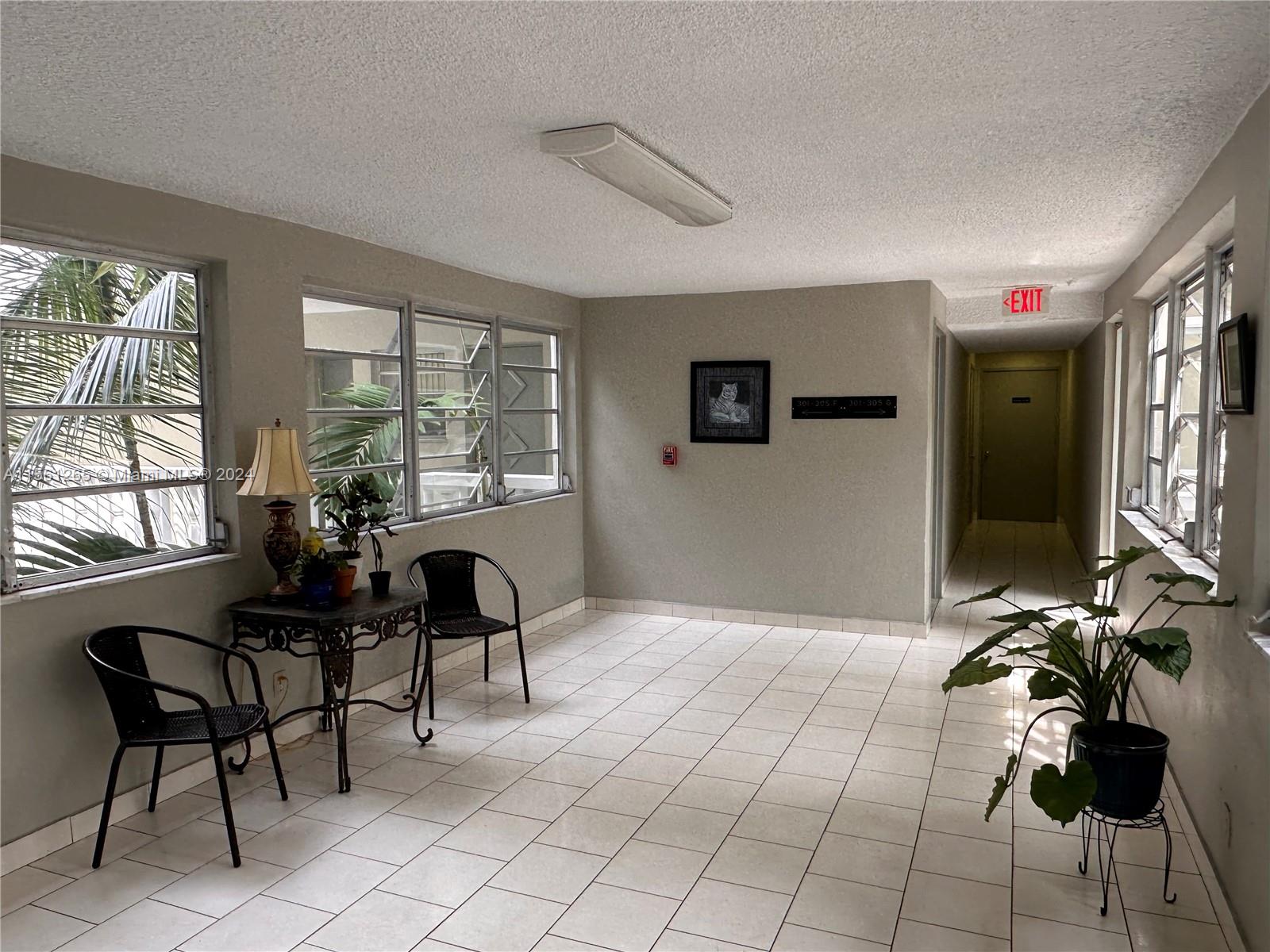 330 SE 2nd St 303H, Hallandale Beach, Florida 33009, 1 Bedroom Bedrooms, ,1 BathroomBathrooms,Residential,For Sale,330 SE 2nd St 303H,A11561265