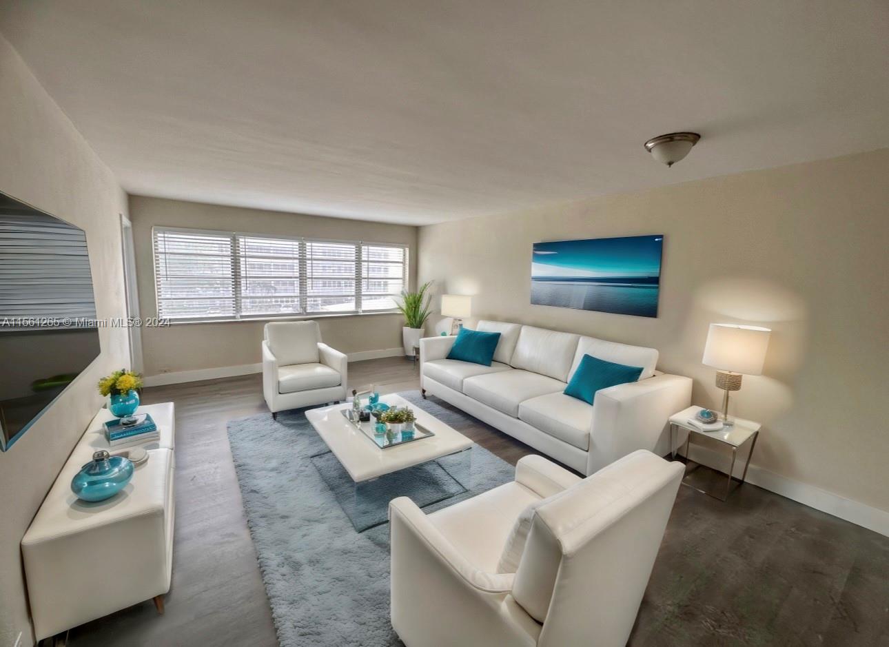 330 SE 2nd St 303H, Hallandale Beach, Florida 33009, 1 Bedroom Bedrooms, ,1 BathroomBathrooms,Residential,For Sale,330 SE 2nd St 303H,A11561265