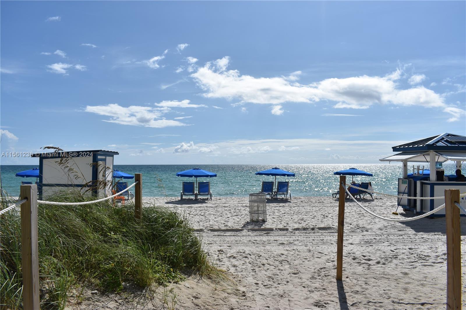 6365 Collins Ave 2010, Miami Beach, Florida 33141, 1 Bedroom Bedrooms, ,1 BathroomBathrooms,Residentiallease,For Rent,6365 Collins Ave 2010,A11561238