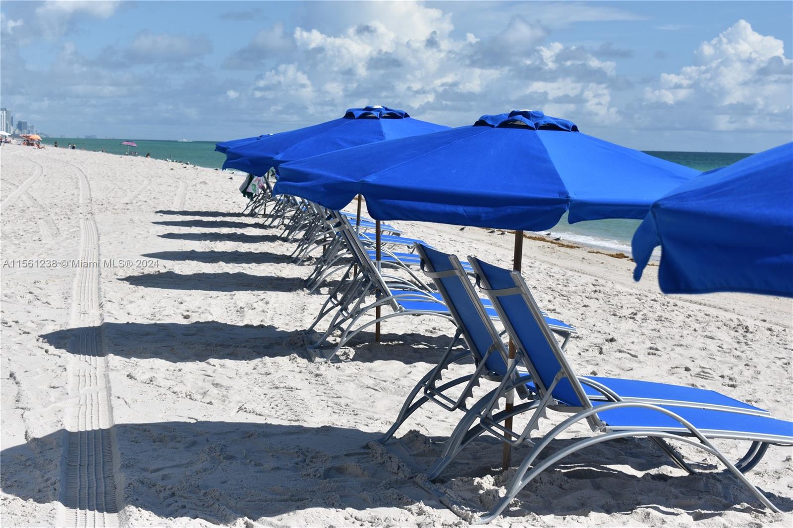 6365 Collins Ave 2010, Miami Beach, Florida 33141, 1 Bedroom Bedrooms, ,1 BathroomBathrooms,Residentiallease,For Rent,6365 Collins Ave 2010,A11561238
