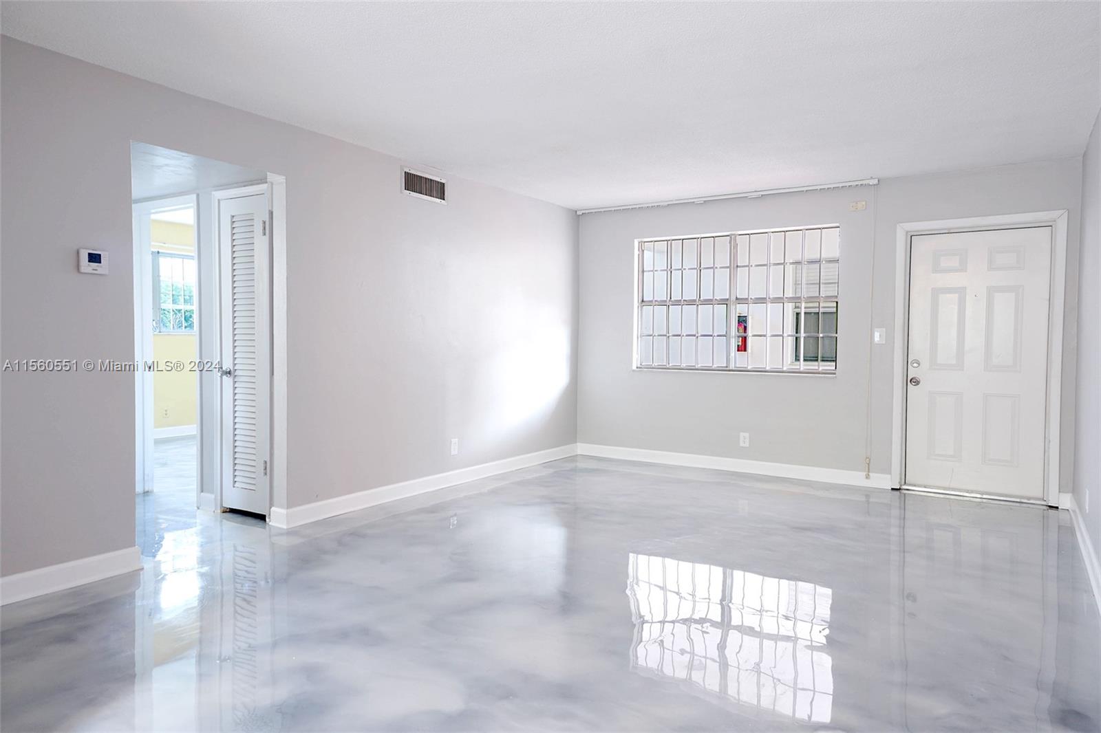 1825 Cleveland St 3, Hollywood, Florida 33020, 2 Bedrooms Bedrooms, ,1 BathroomBathrooms,Residential,For Sale,1825 Cleveland St 3,A11560551