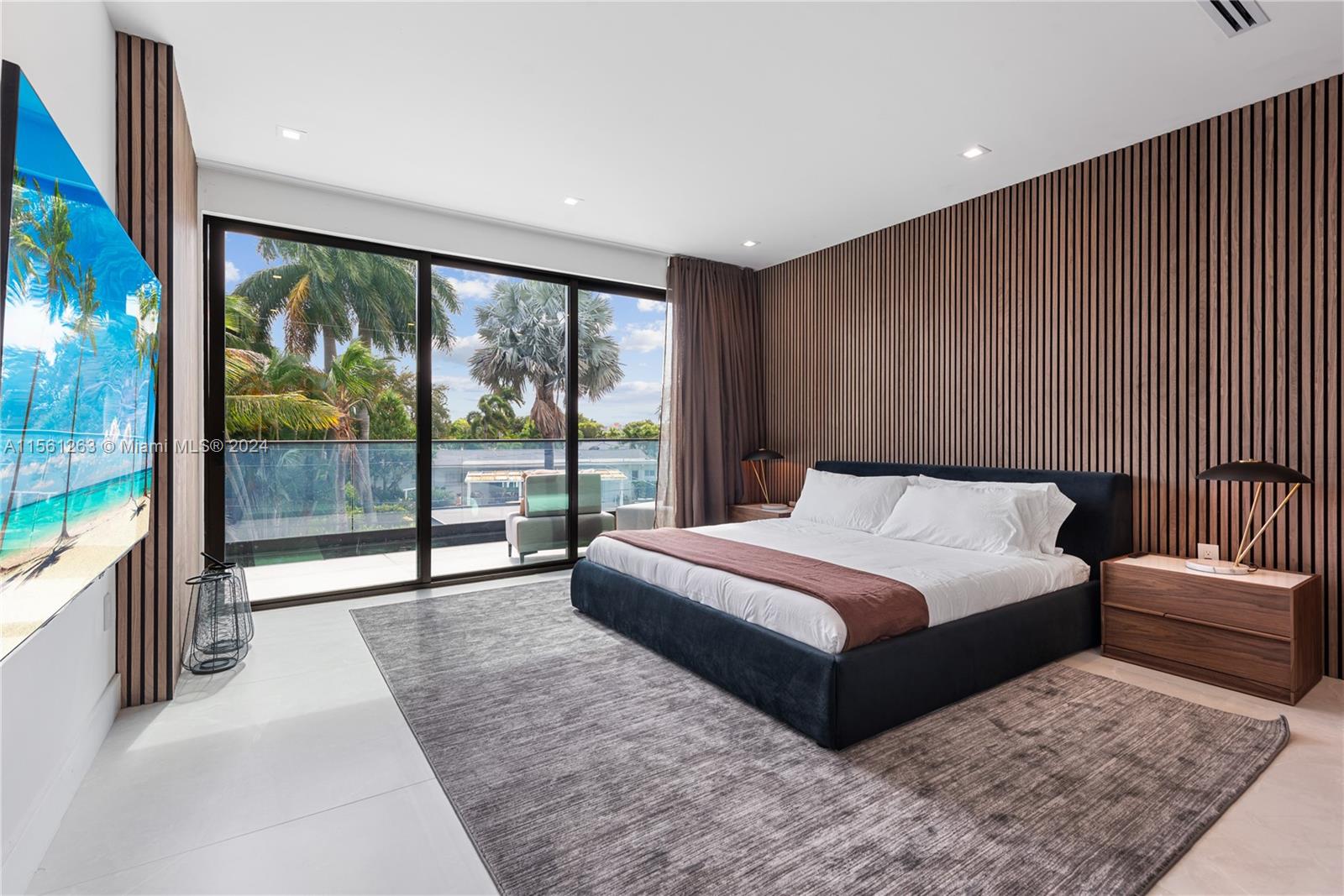 1960 NE 197th Ter, Miami, Florida 33179, 9 Bedrooms Bedrooms, ,7 BathroomsBathrooms,Residentiallease,For Rent,1960 NE 197th Ter,A11561263