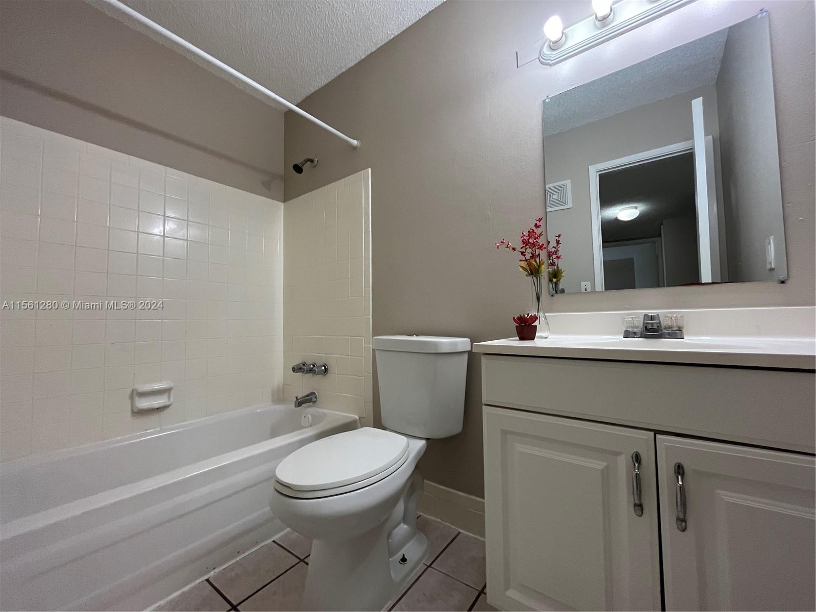 1200 SW 50th Ave 209-3, North Lauderdale, Florida 33068, 2 Bedrooms Bedrooms, ,2 BathroomsBathrooms,Residentiallease,For Rent,1200 SW 50th Ave 209-3,A11561280