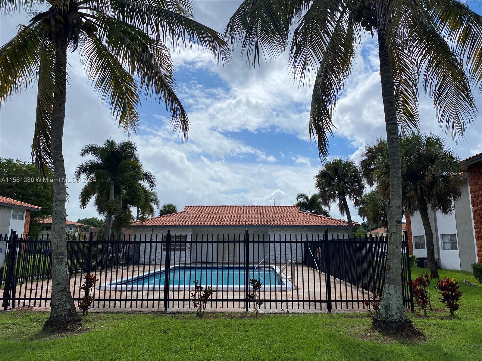 1200 SW 50th Ave 209-3, North Lauderdale, Florida 33068, 2 Bedrooms Bedrooms, ,2 BathroomsBathrooms,Residentiallease,For Rent,1200 SW 50th Ave 209-3,A11561280