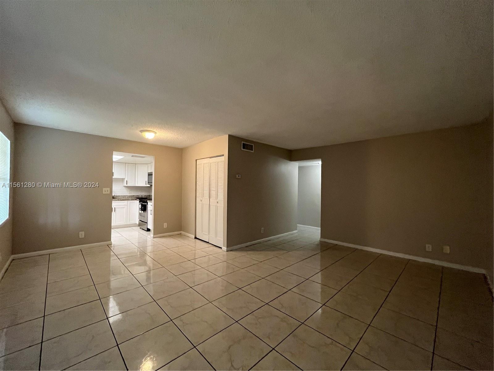 1200 SW 50th Ave 209-3, North Lauderdale, Florida 33068, 2 Bedrooms Bedrooms, ,2 BathroomsBathrooms,Residentiallease,For Rent,1200 SW 50th Ave 209-3,A11561280