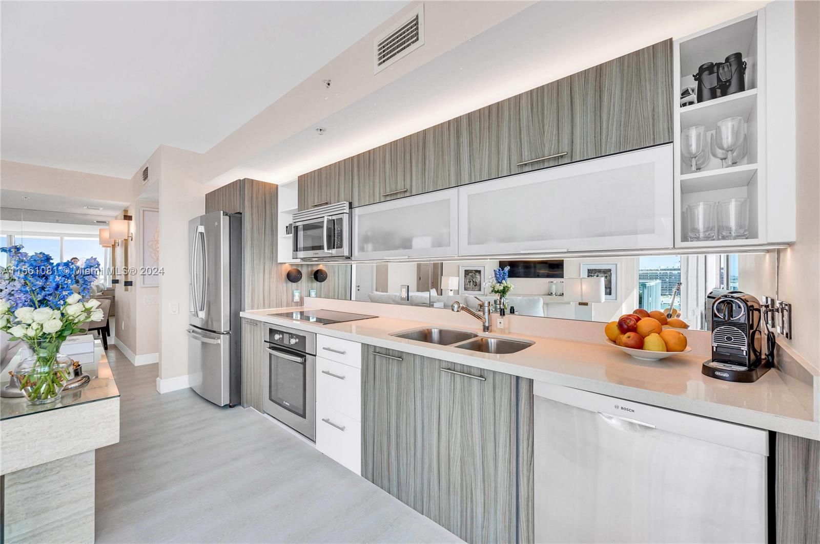 Miami Beach, Florida 33141, 3 Bedrooms Bedrooms, ,2 BathroomsBathrooms,Residentiallease,For Rent,A11561081