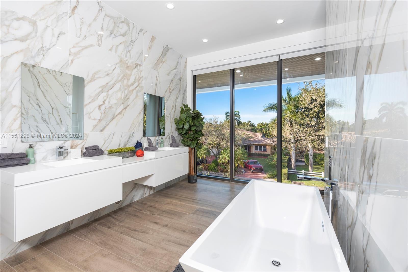 1276 NE 93rd St, Miami Shores, Florida 33138, 6 Bedrooms Bedrooms, ,5 BathroomsBathrooms,Residentiallease,For Rent,1276 NE 93rd St,A11561293