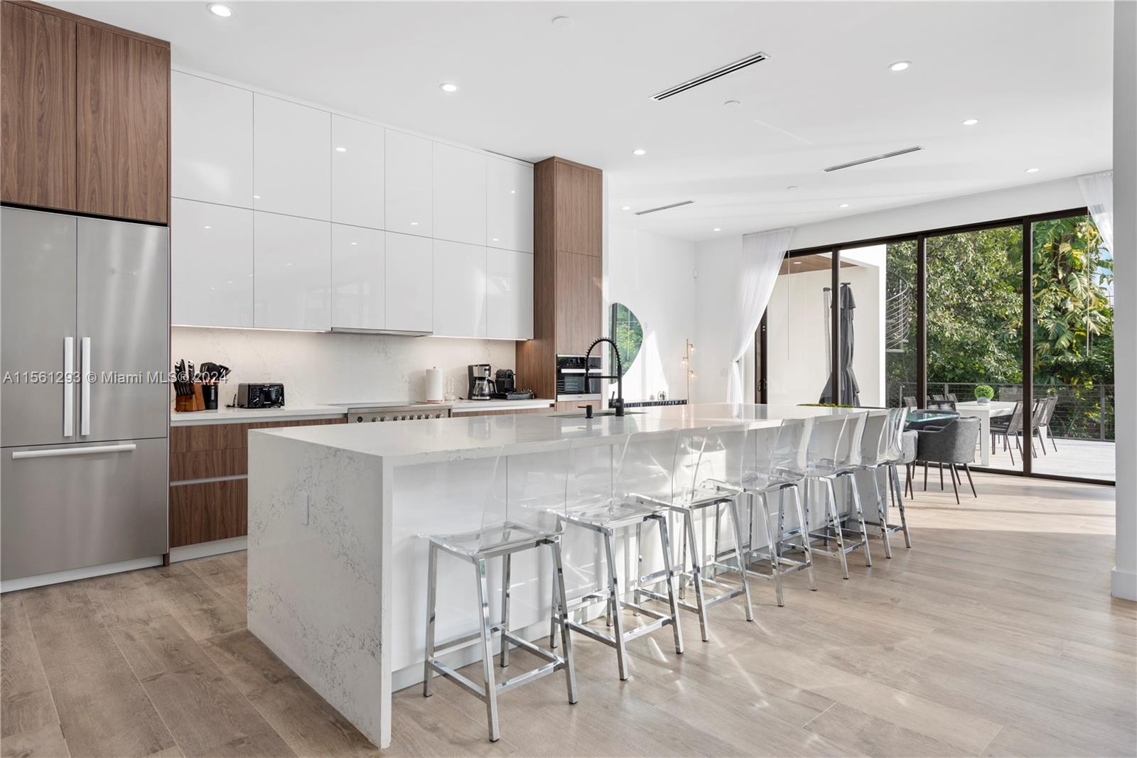 1276 NE 93rd St, Miami Shores, Florida 33138, 6 Bedrooms Bedrooms, ,5 BathroomsBathrooms,Residentiallease,For Rent,1276 NE 93rd St,A11561293