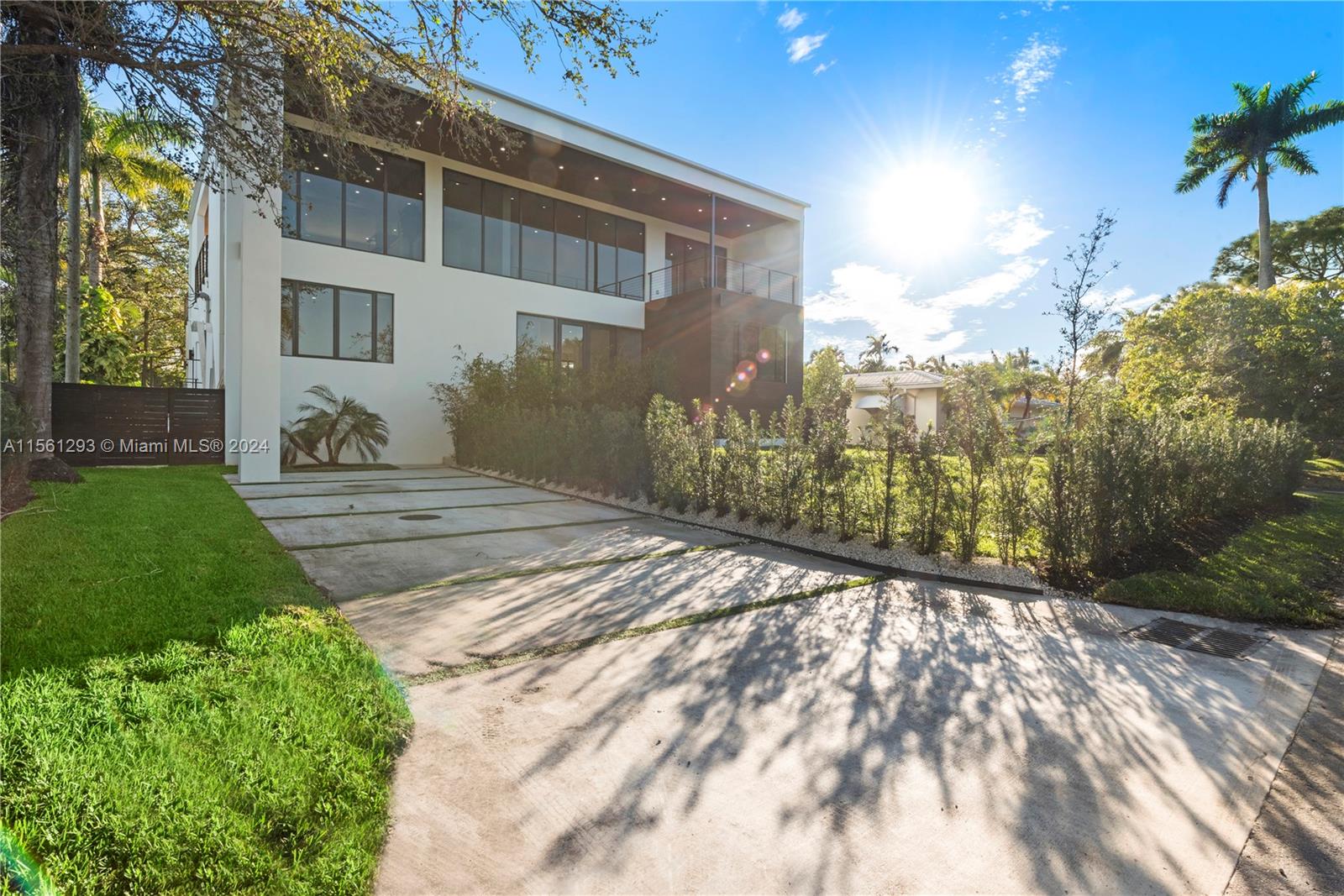 1276 NE 93rd St, Miami Shores, Florida 33138, 6 Bedrooms Bedrooms, ,5 BathroomsBathrooms,Residentiallease,For Rent,1276 NE 93rd St,A11561293