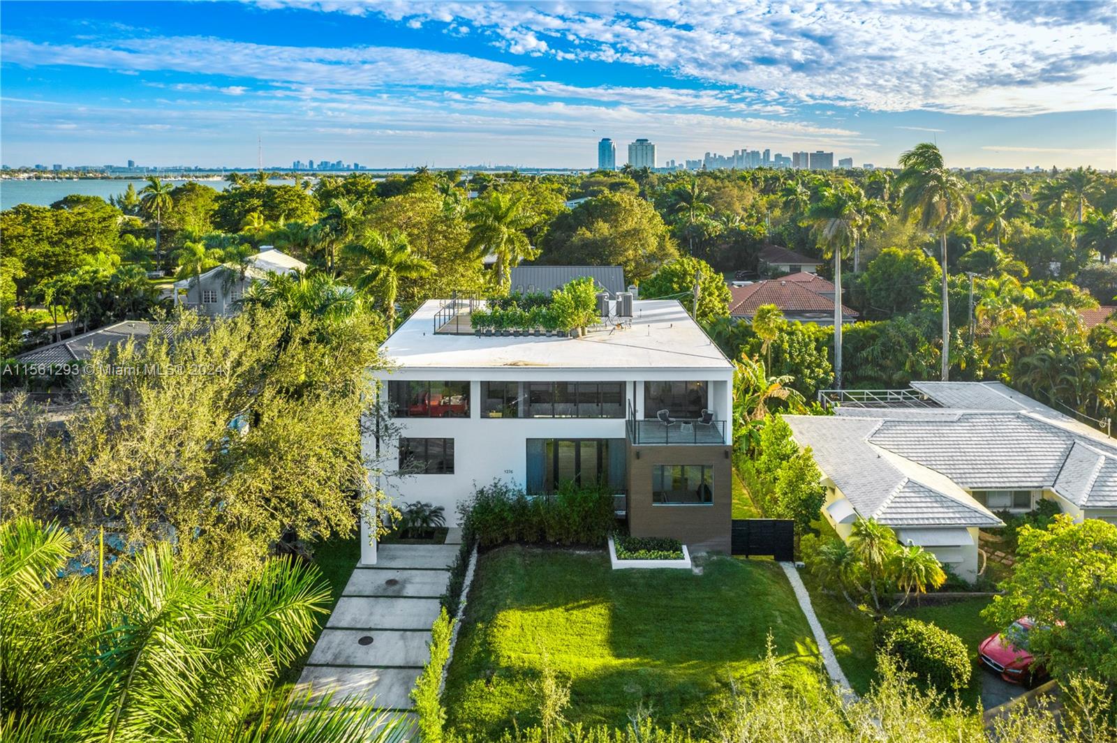 1276 NE 93rd St, Miami Shores, Florida 33138, 6 Bedrooms Bedrooms, ,5 BathroomsBathrooms,Residentiallease,For Rent,1276 NE 93rd St,A11561293