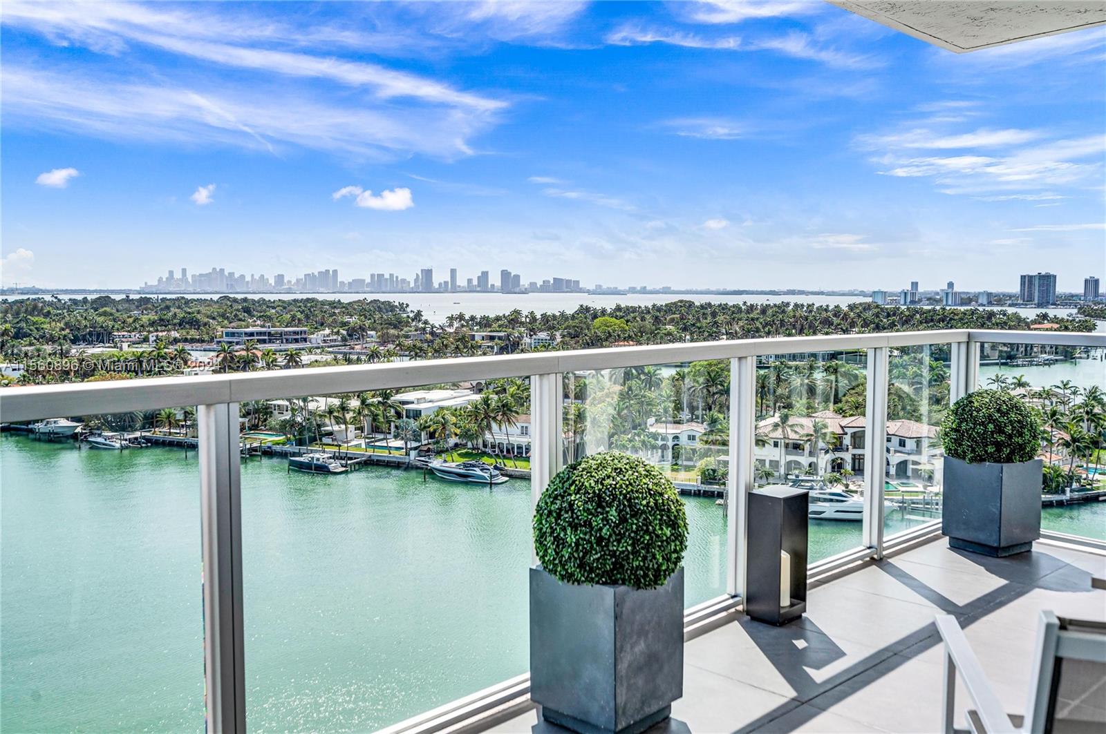 Miami Beach, Florida 33141, 2 Bedrooms Bedrooms, ,2 BathroomsBathrooms,Residentiallease,For Rent,A11560896