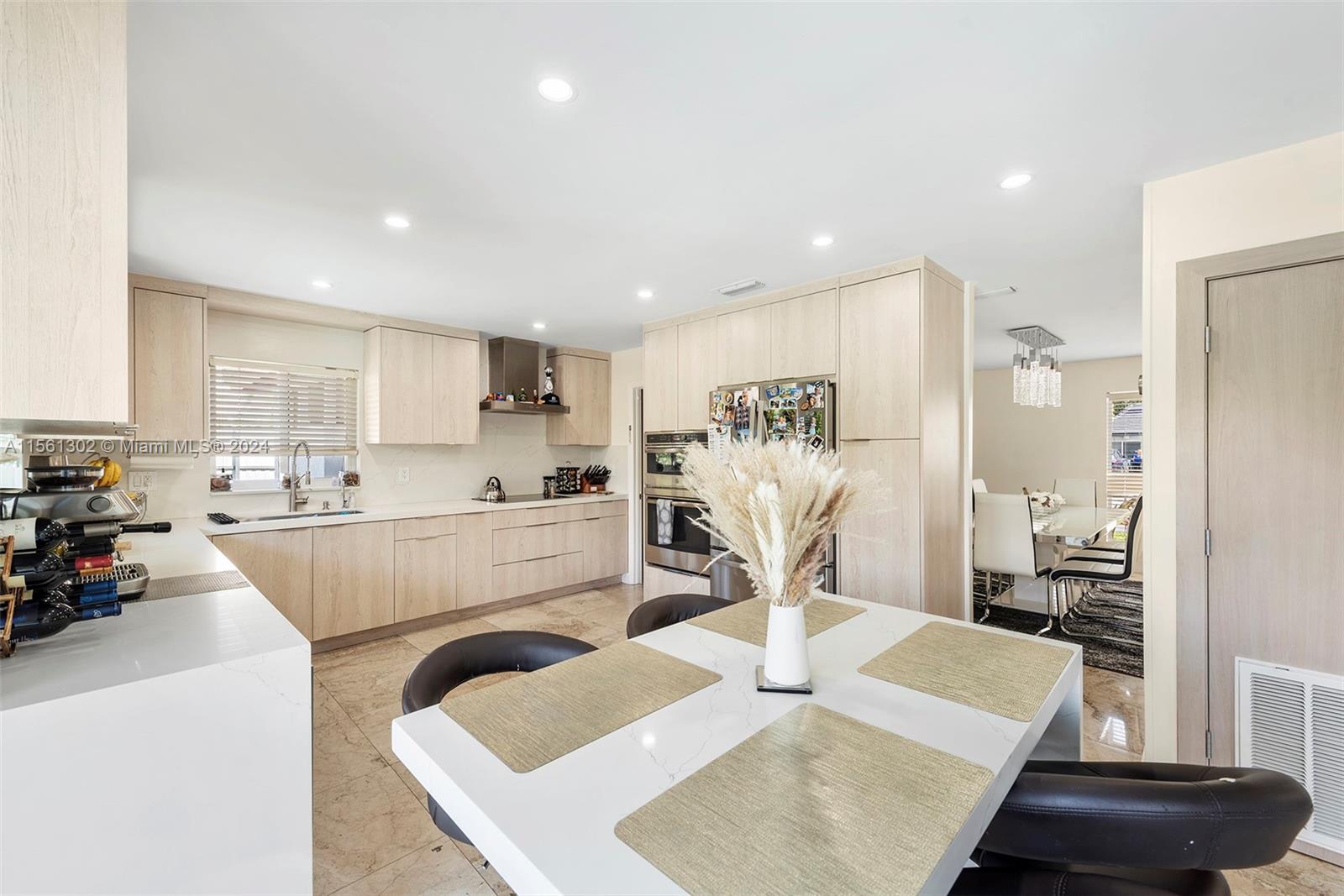 5901 SW 56th ter, South Miami, Florida 33143, 4 Bedrooms Bedrooms, ,3 BathroomsBathrooms,Residentiallease,For Rent,5901 SW 56th ter,A11561302