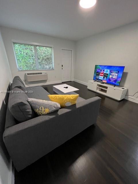 620 Jefferson Ave 2, Miami Beach, Florida 33139, 1 Bedroom Bedrooms, ,1 BathroomBathrooms,Residentiallease,For Rent,620 Jefferson Ave 2,A11561306
