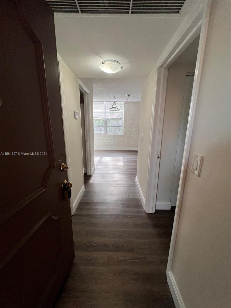 Davie, Florida 33324, 2 Bedrooms Bedrooms, ,2 BathroomsBathrooms,Residentiallease,For Rent,A11561307