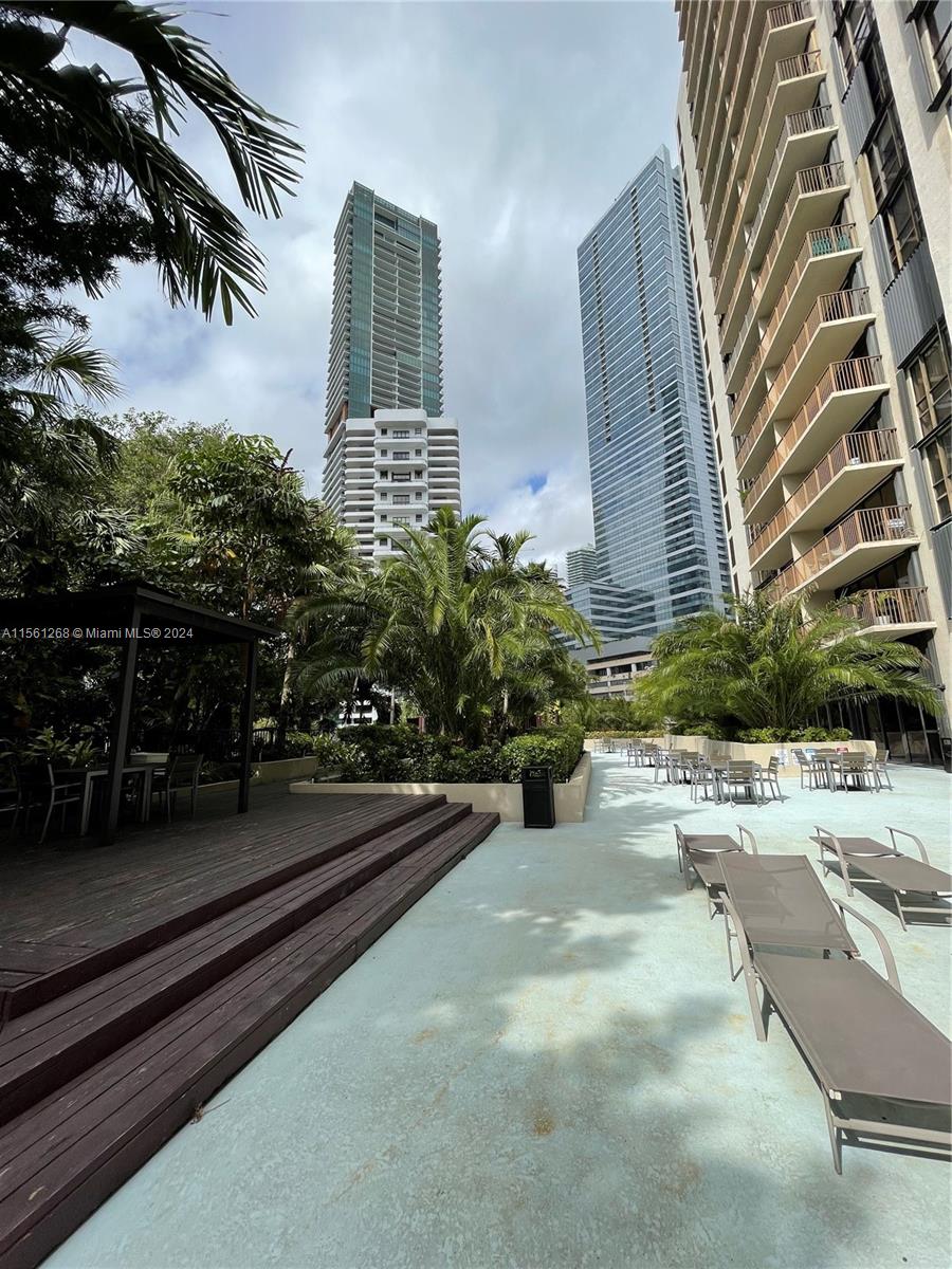 1450 BRICKELL BAY DRIVE 1515, Miami, Florida 33131-3651, 2 Bedrooms Bedrooms, ,2 BathroomsBathrooms,Residential,For Sale,1450 BRICKELL BAY DRIVE 1515,A11561268