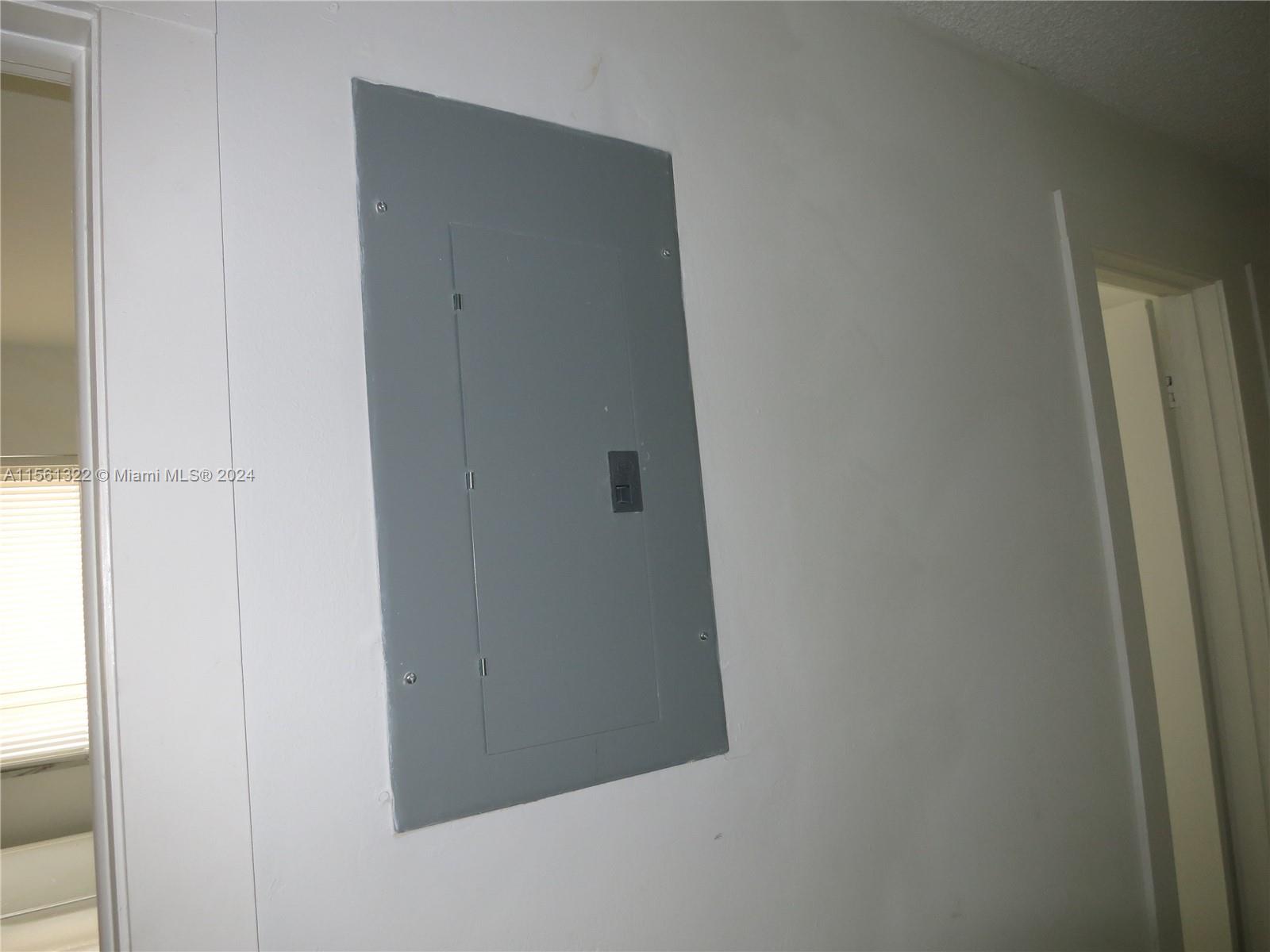 715 NE 4th Ct, Hallandale Beach, Florida 33009, 2 Bedrooms Bedrooms, ,2 BathroomsBathrooms,Residential,For Sale,715 NE 4th Ct,A11561322