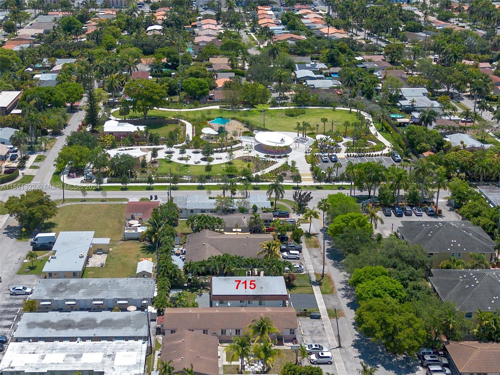 715 NE 4th Ct, Hallandale Beach, Florida 33009, 2 Bedrooms Bedrooms, ,2 BathroomsBathrooms,Residential,For Sale,715 NE 4th Ct,A11561322