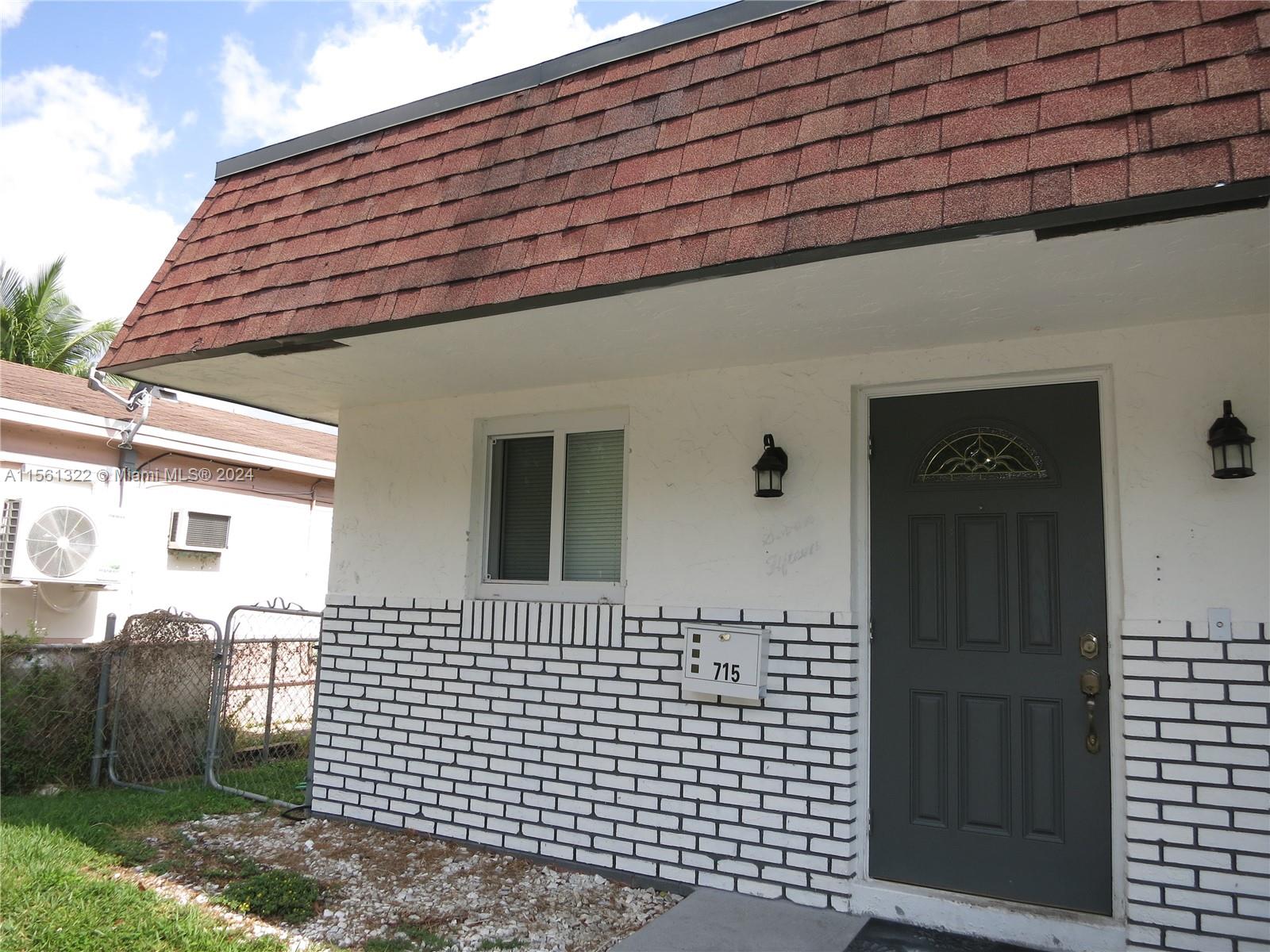 715 NE 4th Ct, Hallandale Beach, Florida 33009, 2 Bedrooms Bedrooms, ,2 BathroomsBathrooms,Residential,For Sale,715 NE 4th Ct,A11561322