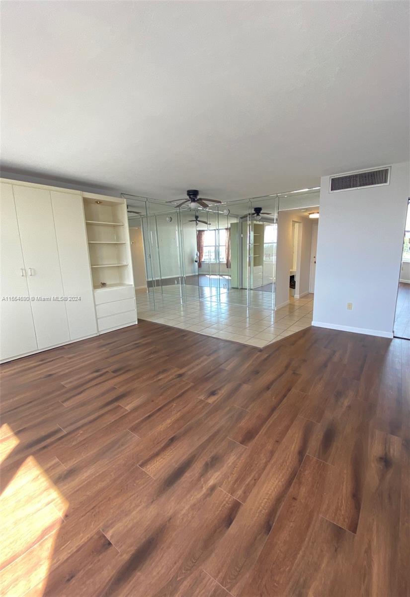 2899 Collins Ave 844, Miami Beach, Florida 33140, ,1 BathroomBathrooms,Residentiallease,For Rent,2899 Collins Ave 844,A11554690