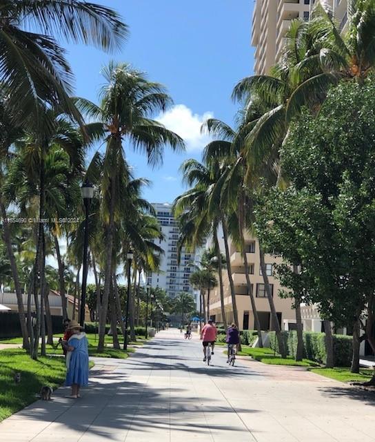 2899 Collins Ave 844, Miami Beach, Florida 33140, ,1 BathroomBathrooms,Residentiallease,For Rent,2899 Collins Ave 844,A11554690
