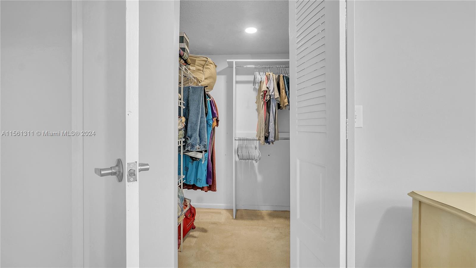 1810 N Lauderdale Ave 2415, North Lauderdale, Florida 33068, 2 Bedrooms Bedrooms, ,2 BathroomsBathrooms,Residential,For Sale,1810 N Lauderdale Ave 2415,A11561311