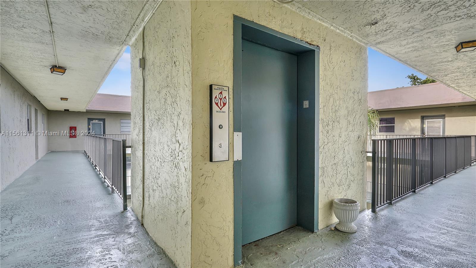 1810 N Lauderdale Ave 2415, North Lauderdale, Florida 33068, 2 Bedrooms Bedrooms, ,2 BathroomsBathrooms,Residential,For Sale,1810 N Lauderdale Ave 2415,A11561311