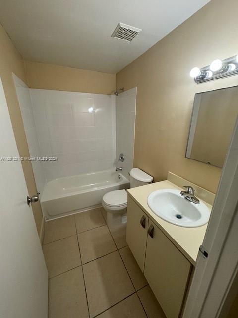 14941 SW 82nd Ter 5-207, Miami, Florida 33193, 2 Bedrooms Bedrooms, ,1 BathroomBathrooms,Residentiallease,For Rent,14941 SW 82nd Ter 5-207,A11561301