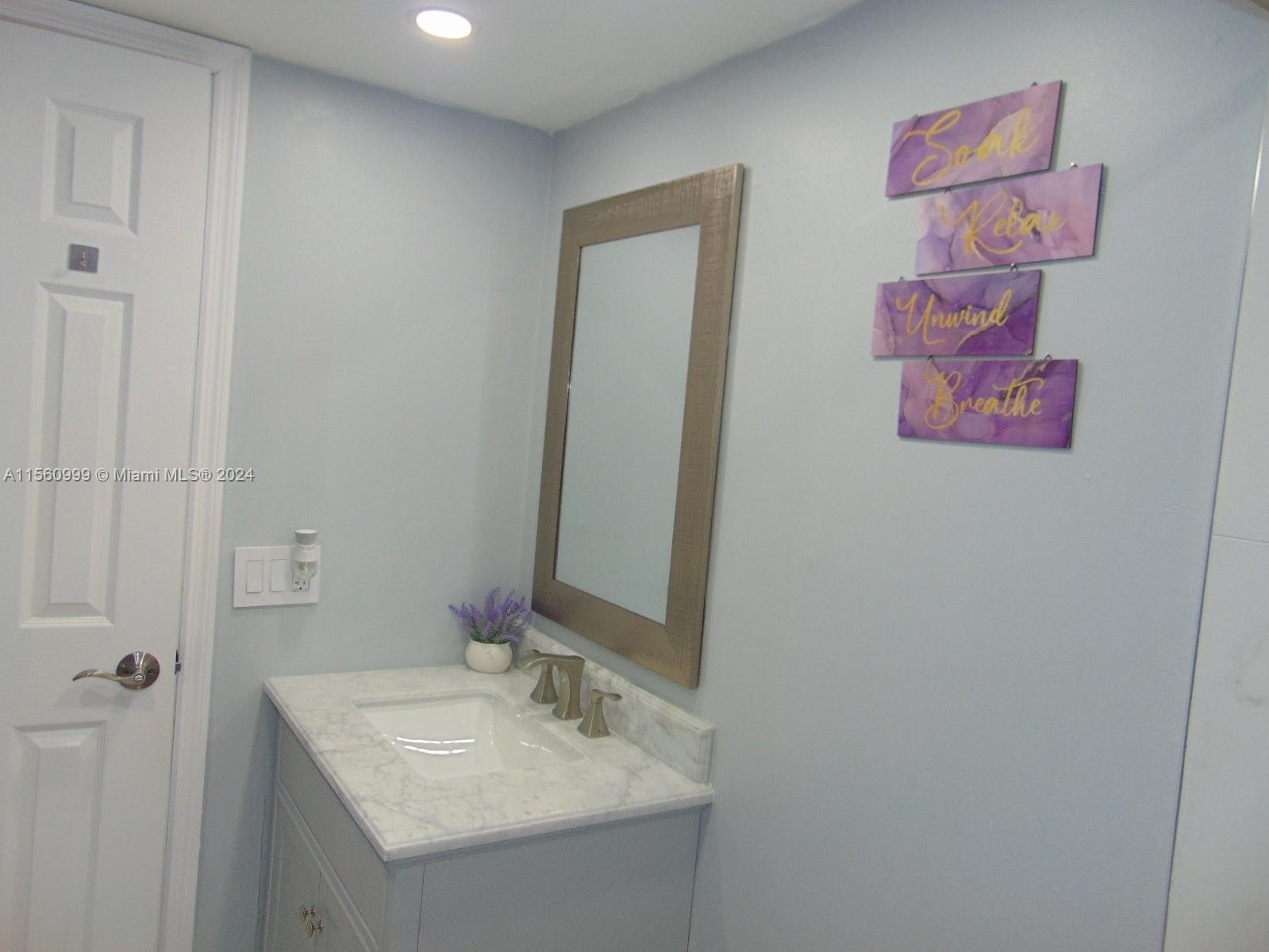 10233 NW 9th St Cir 106-1, Miami, Florida 33172, 2 Bedrooms Bedrooms, ,2 BathroomsBathrooms,Residential,For Sale,10233 NW 9th St Cir 106-1,A11560999