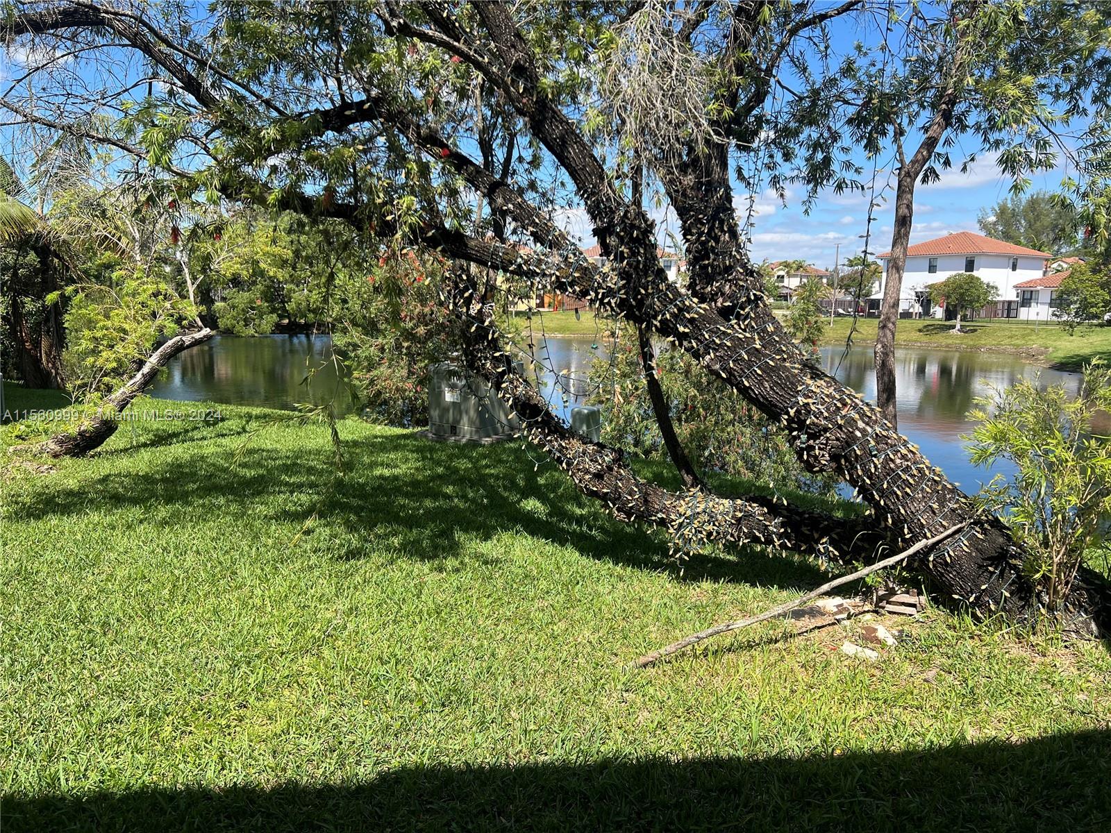 10233 NW 9th St Cir 106-1, Miami, Florida 33172, 2 Bedrooms Bedrooms, ,2 BathroomsBathrooms,Residential,For Sale,10233 NW 9th St Cir 106-1,A11560999