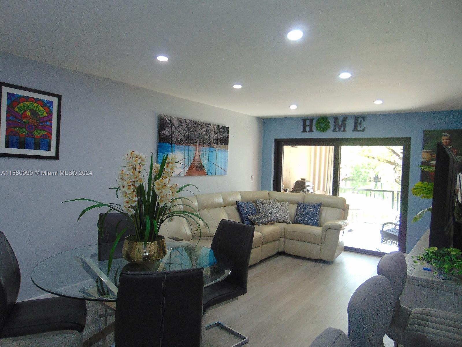 10233 NW 9th St Cir 106-1, Miami, Florida 33172, 2 Bedrooms Bedrooms, ,2 BathroomsBathrooms,Residential,For Sale,10233 NW 9th St Cir 106-1,A11560999