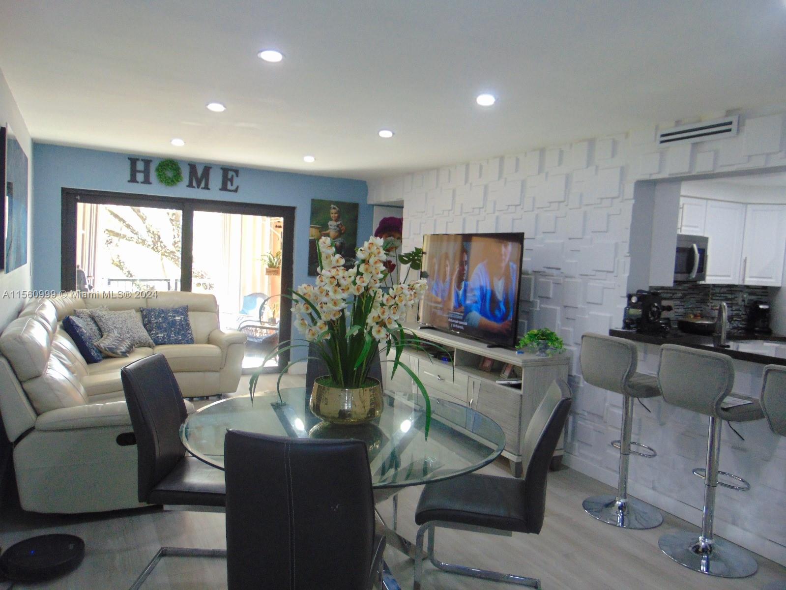 10233 NW 9th St Cir 106-1, Miami, Florida 33172, 2 Bedrooms Bedrooms, ,2 BathroomsBathrooms,Residential,For Sale,10233 NW 9th St Cir 106-1,A11560999