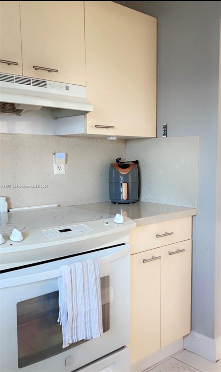 1865 79th St Cswy 7I, North Bay Village, Florida 33141, 1 Bedroom Bedrooms, ,1 BathroomBathrooms,Residential,For Sale,1865 79th St Cswy 7I,A11561321