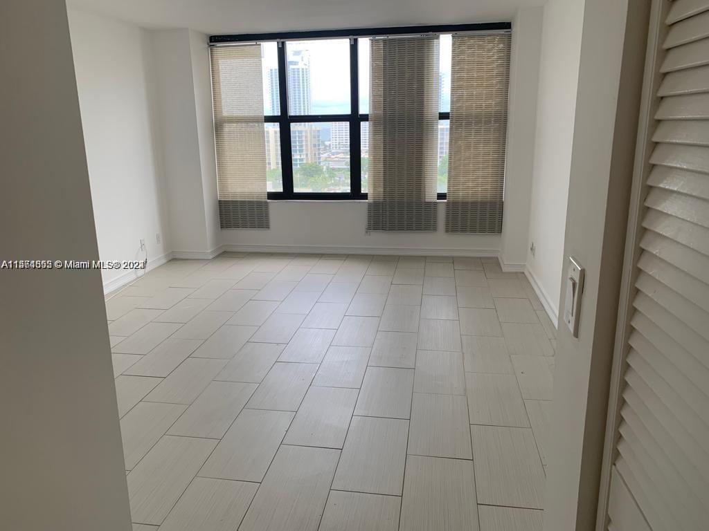 2500 Parkview Dr 1204, Hallandale Beach, Florida 33009, 1 Bedroom Bedrooms, ,1 BathroomBathrooms,Residentiallease,For Rent,2500 Parkview Dr 1204,A11561355