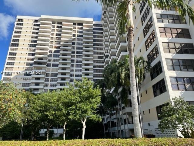 2500 Parkview Dr 1204, Hallandale Beach, Florida 33009, 1 Bedroom Bedrooms, ,1 BathroomBathrooms,Residentiallease,For Rent,2500 Parkview Dr 1204,A11561355