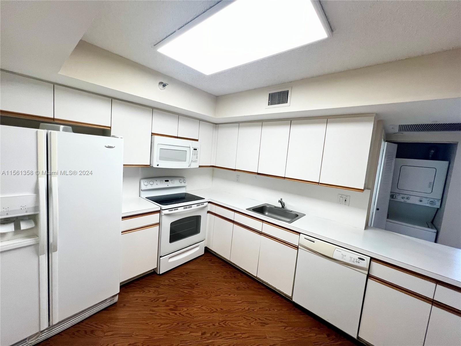 19101 Mystic Pointe Dr 1104, Aventura, Florida 33180, 2 Bedrooms Bedrooms, ,2 BathroomsBathrooms,Residentiallease,For Rent,19101 Mystic Pointe Dr 1104,A11561358