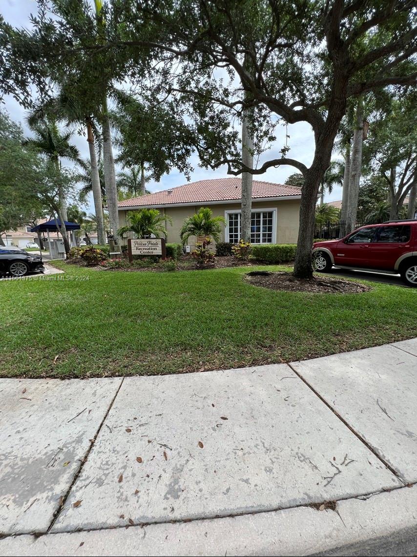 Pembroke Pines, Florida 33025, 2 Bedrooms Bedrooms, ,2 BathroomsBathrooms,Residentiallease,For Rent,A11561375