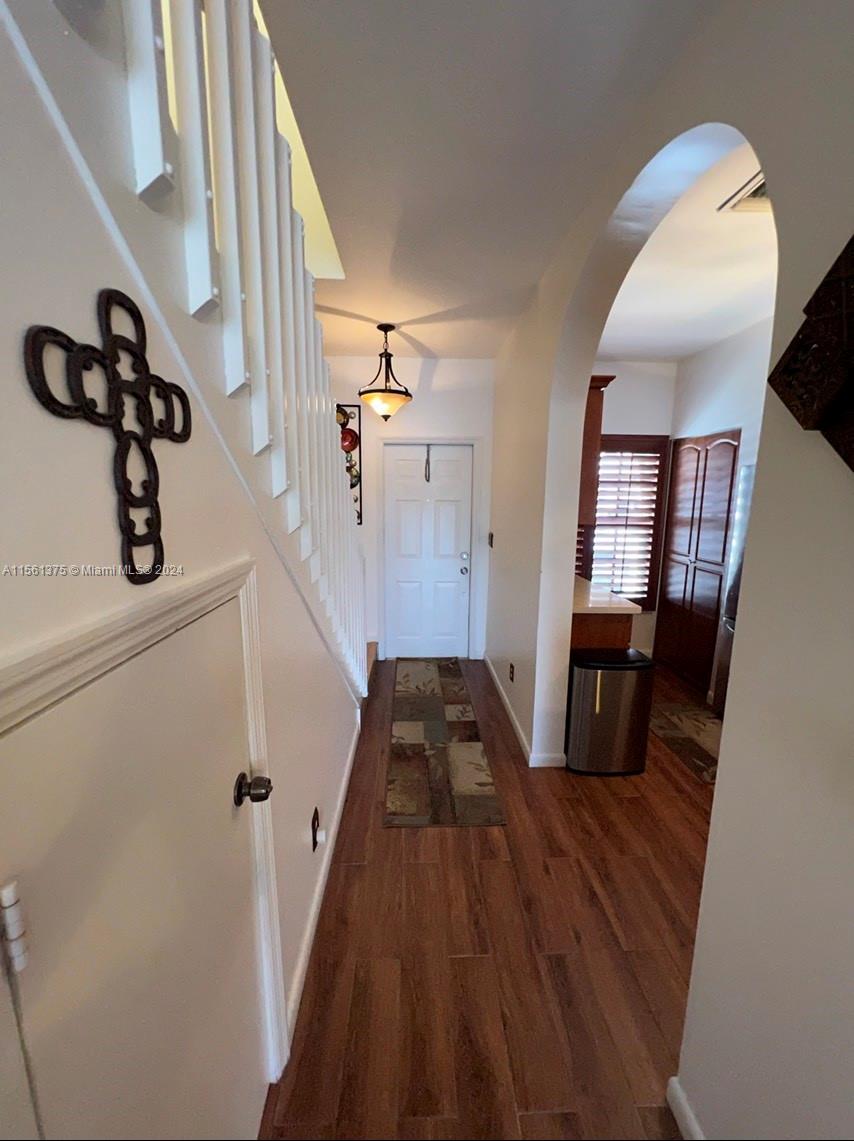 Pembroke Pines, Florida 33025, 2 Bedrooms Bedrooms, ,2 BathroomsBathrooms,Residentiallease,For Rent,A11561375