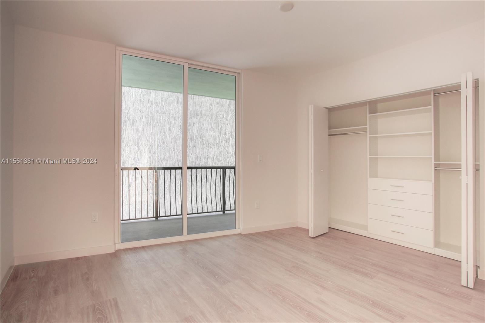 1756 N Bayshore Dr 17G, Miami, Florida 33132, 2 Bedrooms Bedrooms, ,2 BathroomsBathrooms,Residentiallease,For Rent,1756 N Bayshore Dr 17G,A11561381